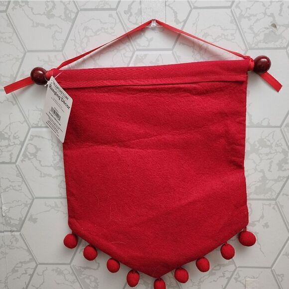 New Way To Celebrate Valentine Red Be Kind Banner Hanging Fabric Wall Decoration - Picture 5 of 5